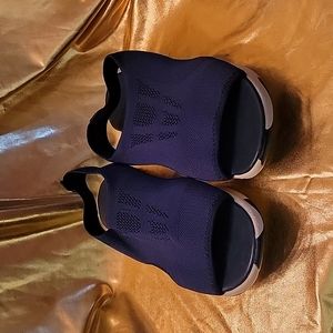 QVC, size 11, navy blue shoes.